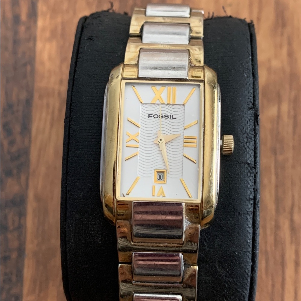 Fossil F2 Ladies Watch Two Tone Date Dial Womens ES-1268 New Battery 7”